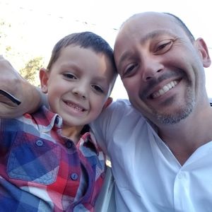 Meet your Posher, Gregory